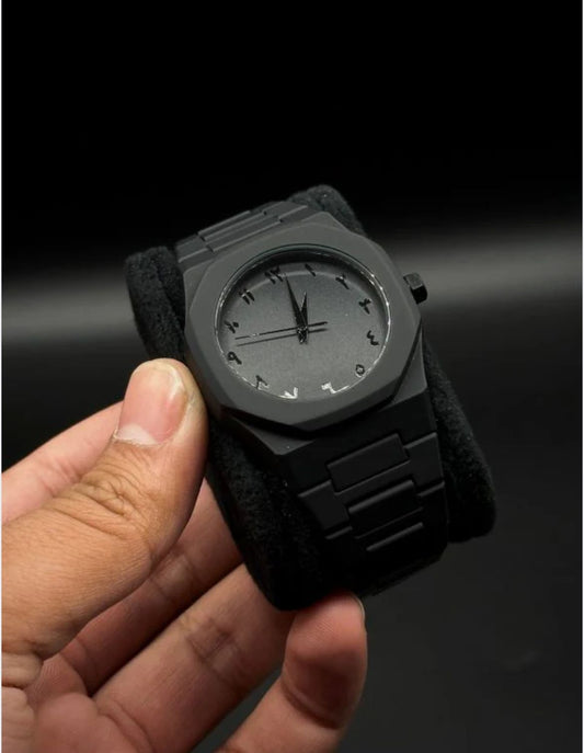Black AURA Quartz Analog Watch – Lightweight Premium Design